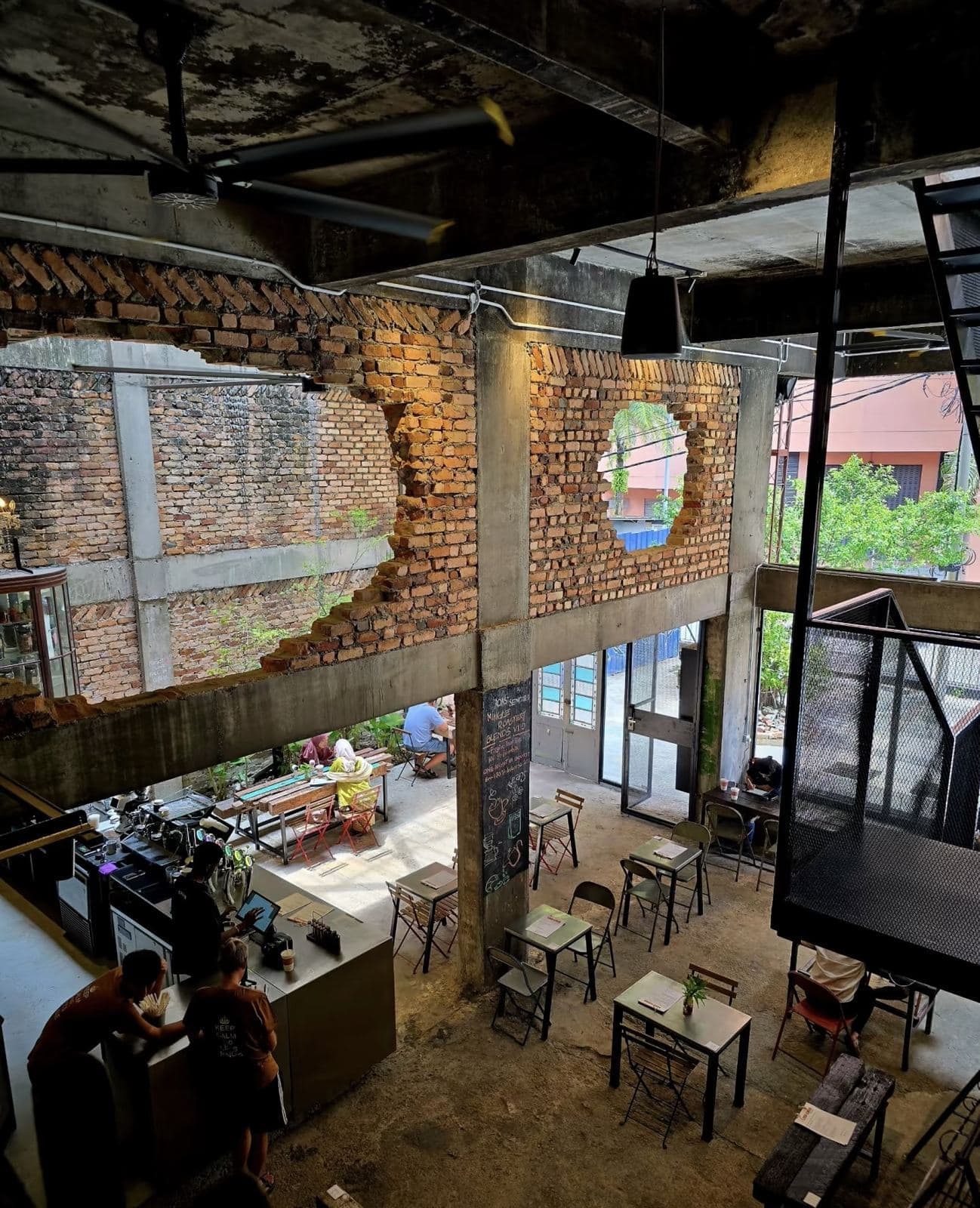 Liku-Likoo, Bukit Bintang