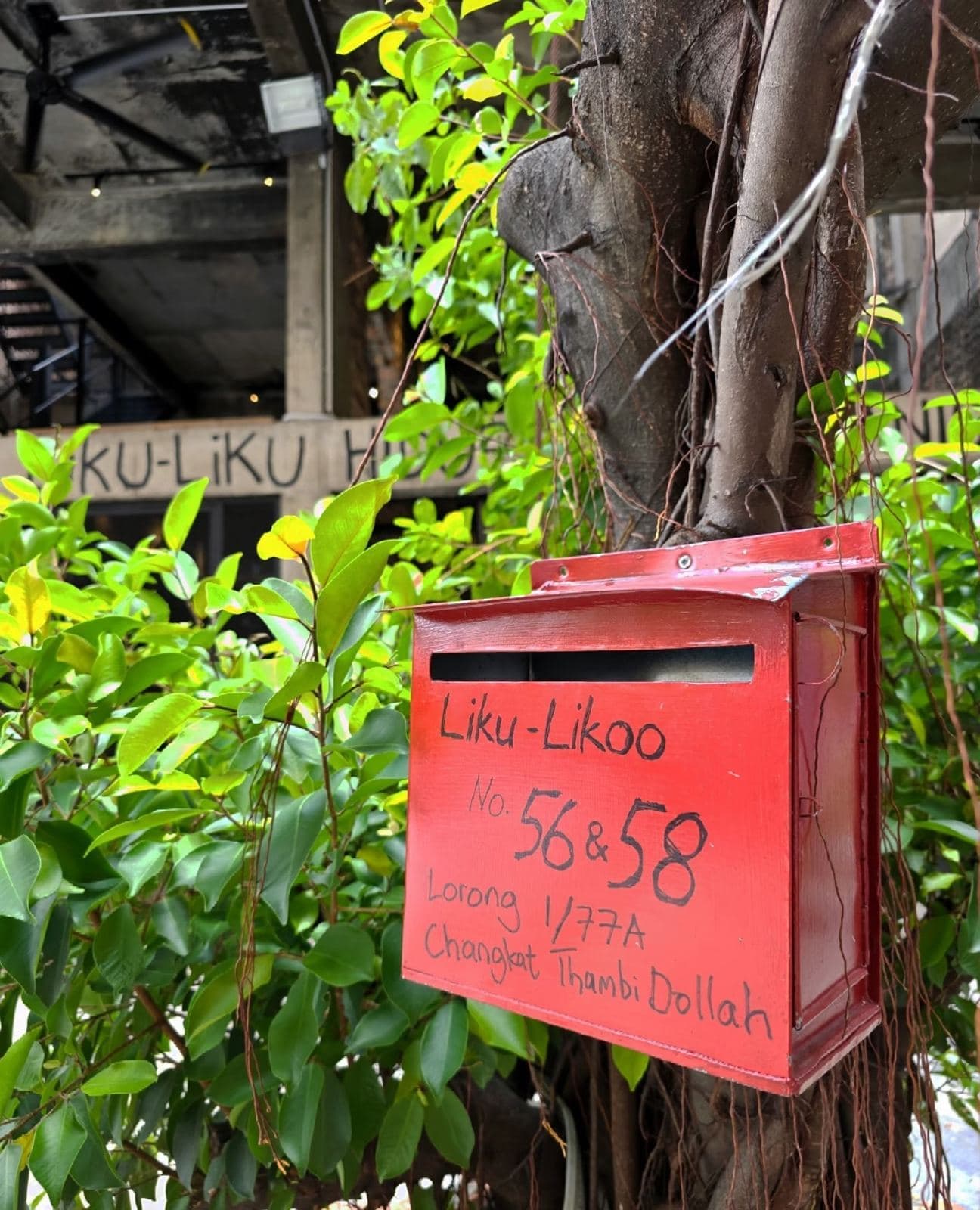 Liku-Likoo, Bukit Bintang